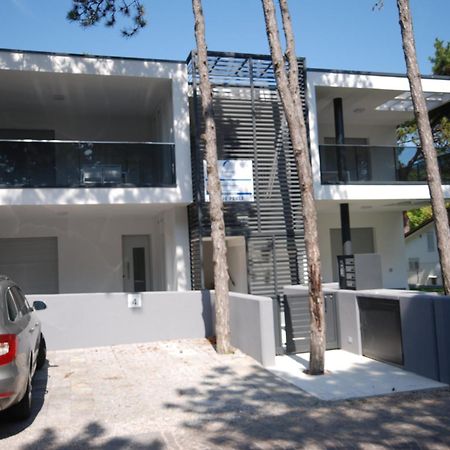 Ferienwohnung Due Perle Lignano Sabbiadoro Exterior foto