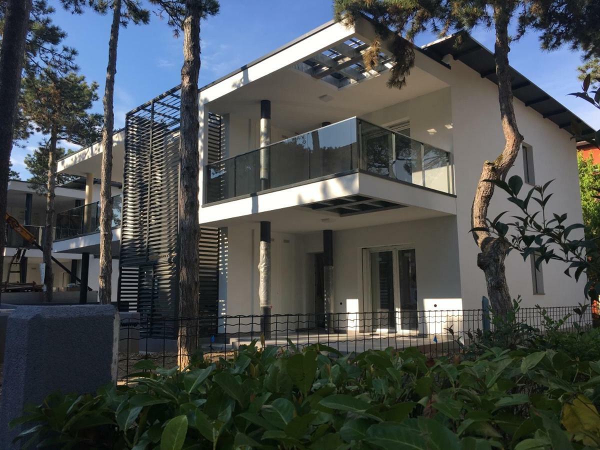 Ferienwohnung Due Perle Lignano Sabbiadoro Exterior foto