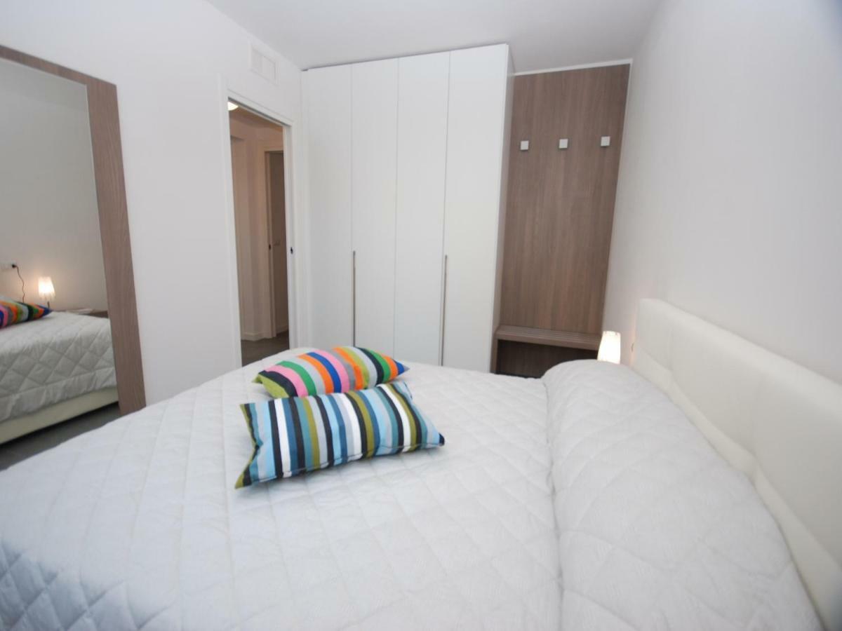 Ferienwohnung Due Perle Lignano Sabbiadoro Exterior foto